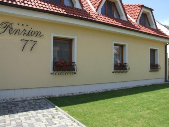Penzion 77 - Garni Pezinok Dış mekan fotoğraf